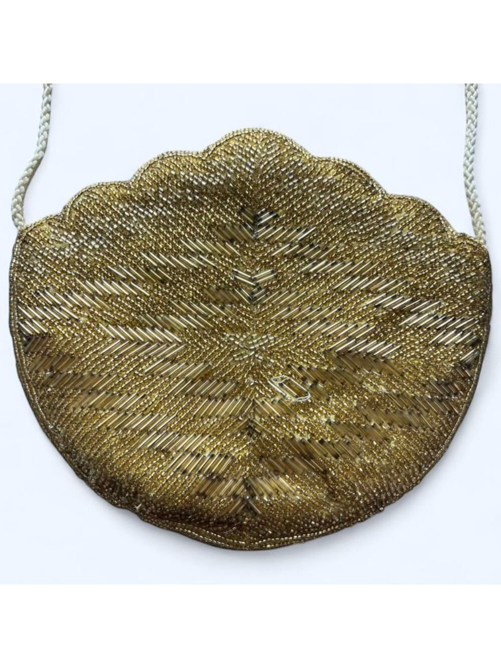 Vintage 60s Style Magid Gold Beaded Scalloped Evening Bag Dainty Demure Elegant - Picture 4 of 7